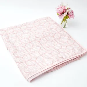 Best Sale Pink Bamboo Trellis Tablecloth Tablecloths
