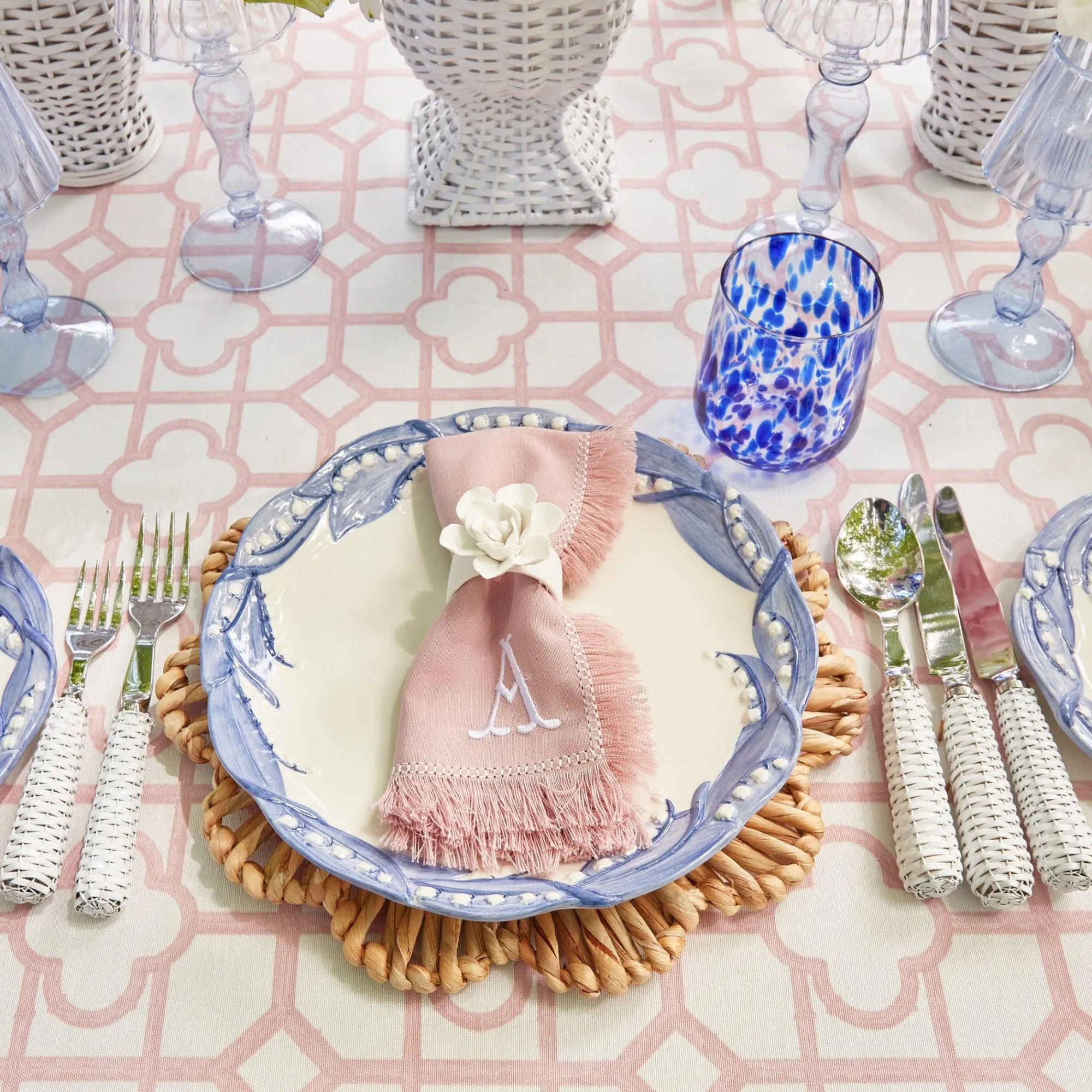 pink_bamboo_water_hyacint_16.webp Sale Pink Bamboo, Water Hyacinth & Pink Fringe Linen Set Table Linen Sets