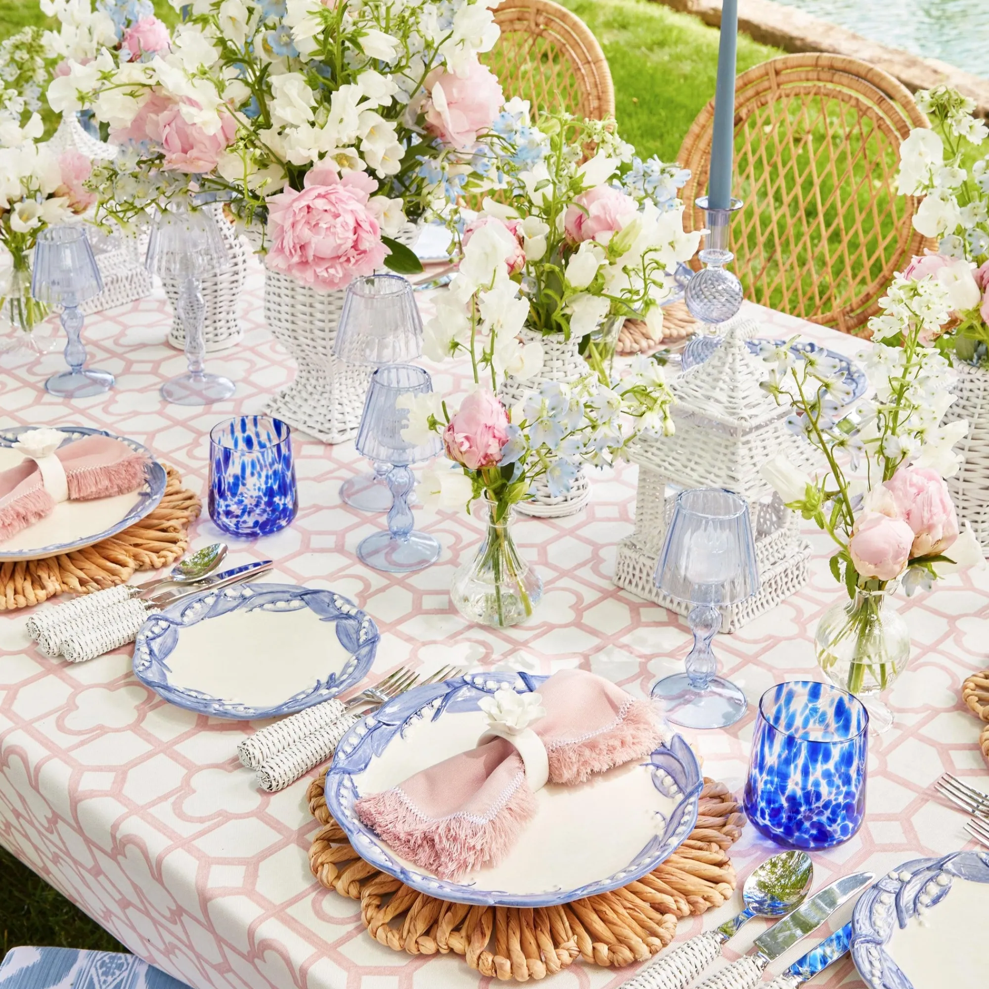 pink_bamboo_water_hyacint_6.webp Sale Pink Bamboo, Water Hyacinth & Pink Fringe Linen Set Table Linen Sets