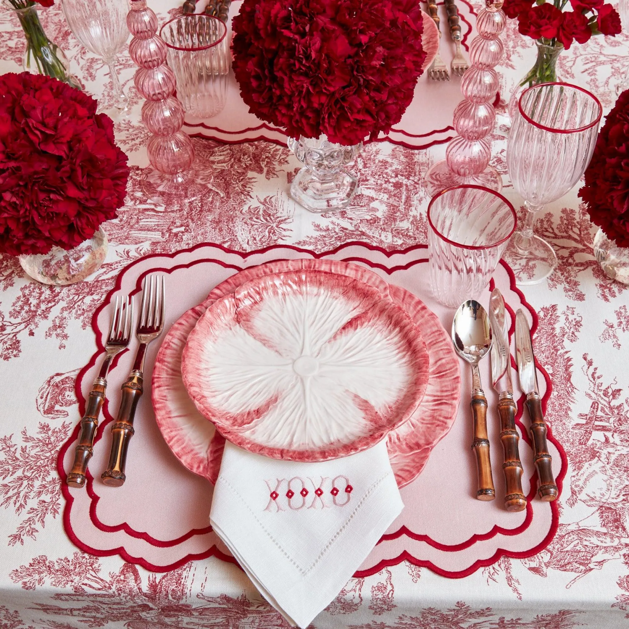 pink_capri_lettuce_dinner_8-1.webp Hot Pink Capri Lettuce Dinner Plate Lettuce Crockery