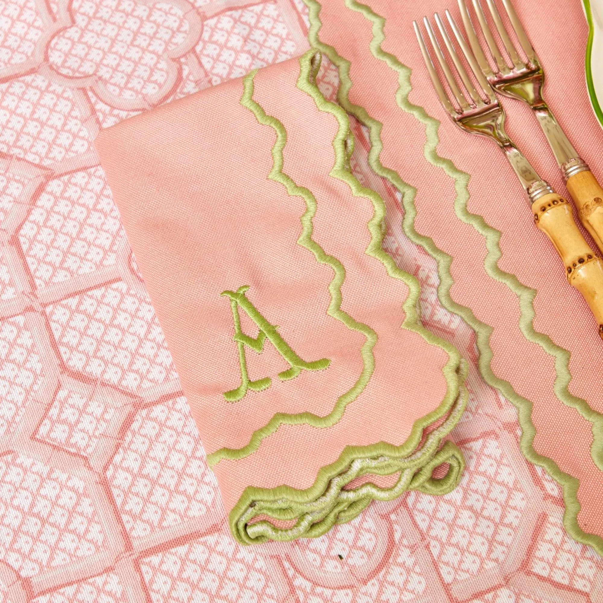 pink_penelope_napkins_set_2.webp Shop Pink Penelope Napkins (Set Of 4) Napkins