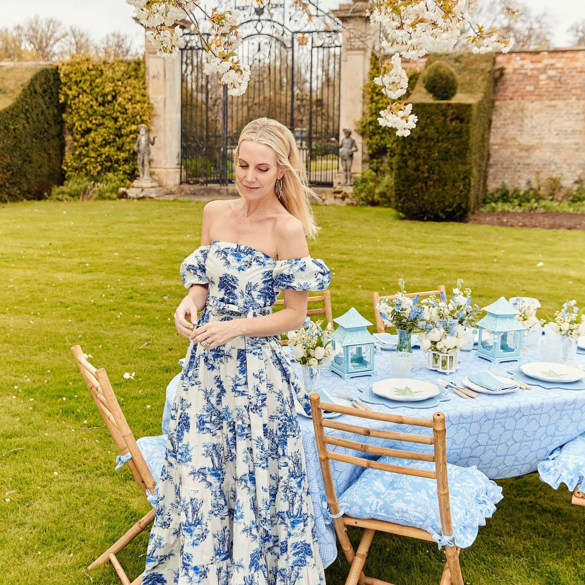 scalloped_lily_of_the_val_3-4.webp Sale Scalloped Lily Of The Valley Dinner Plate (Set Of 4) Dinner Plates