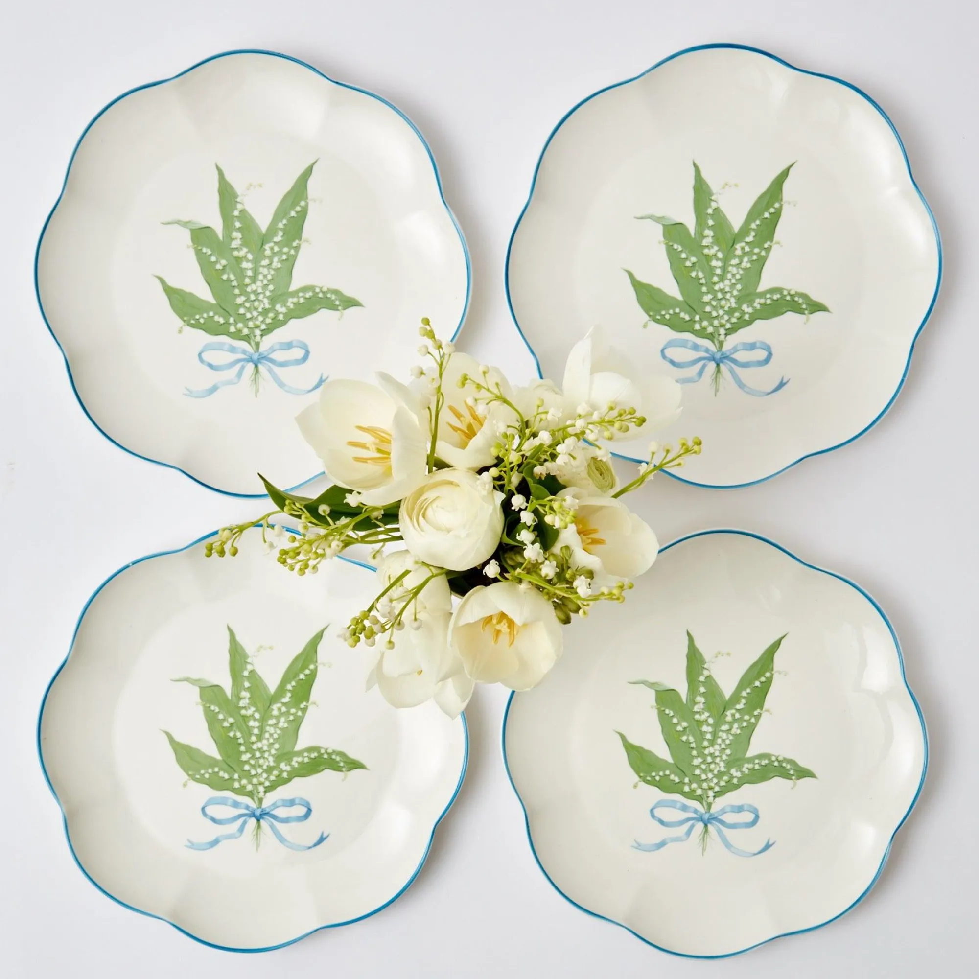 scalloped_lily_of_the_val_5-5.webp Fashion Scalloped Lily Of The Valley Dinner Plate Dinner Plates