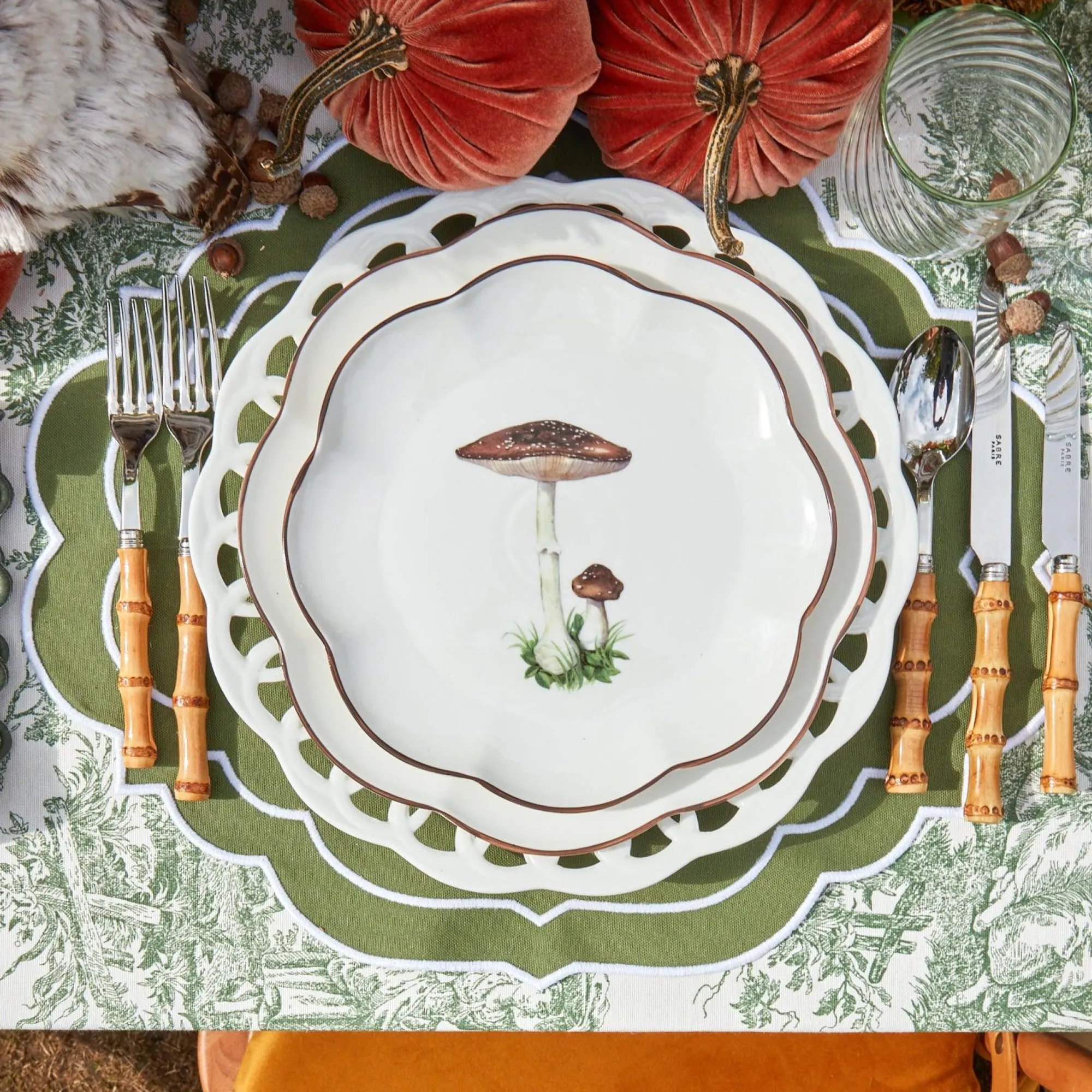 scalloped_mushroom_starte_6-1.webp Store Scalloped Mushroom Starter Plates (Set Of 4) Starter Plates