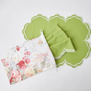 Outlet Serena Apple Green Scalloped Placemats (Set Of 4) Placemats
