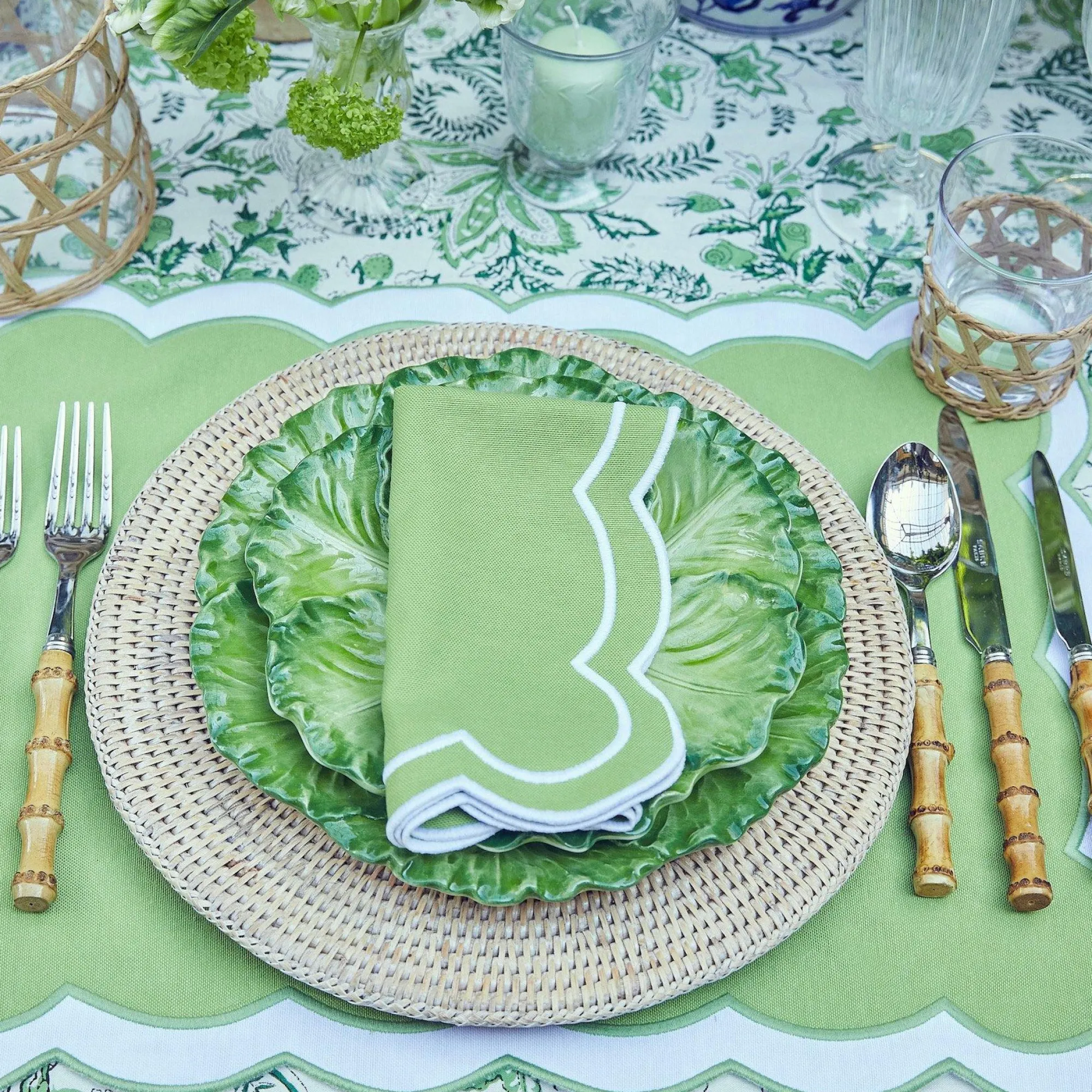 serena_applique_green_pla_26.webp Outlet Serena Applique Green Placemats & Napkins (Set Of 4) Table Linen Sets