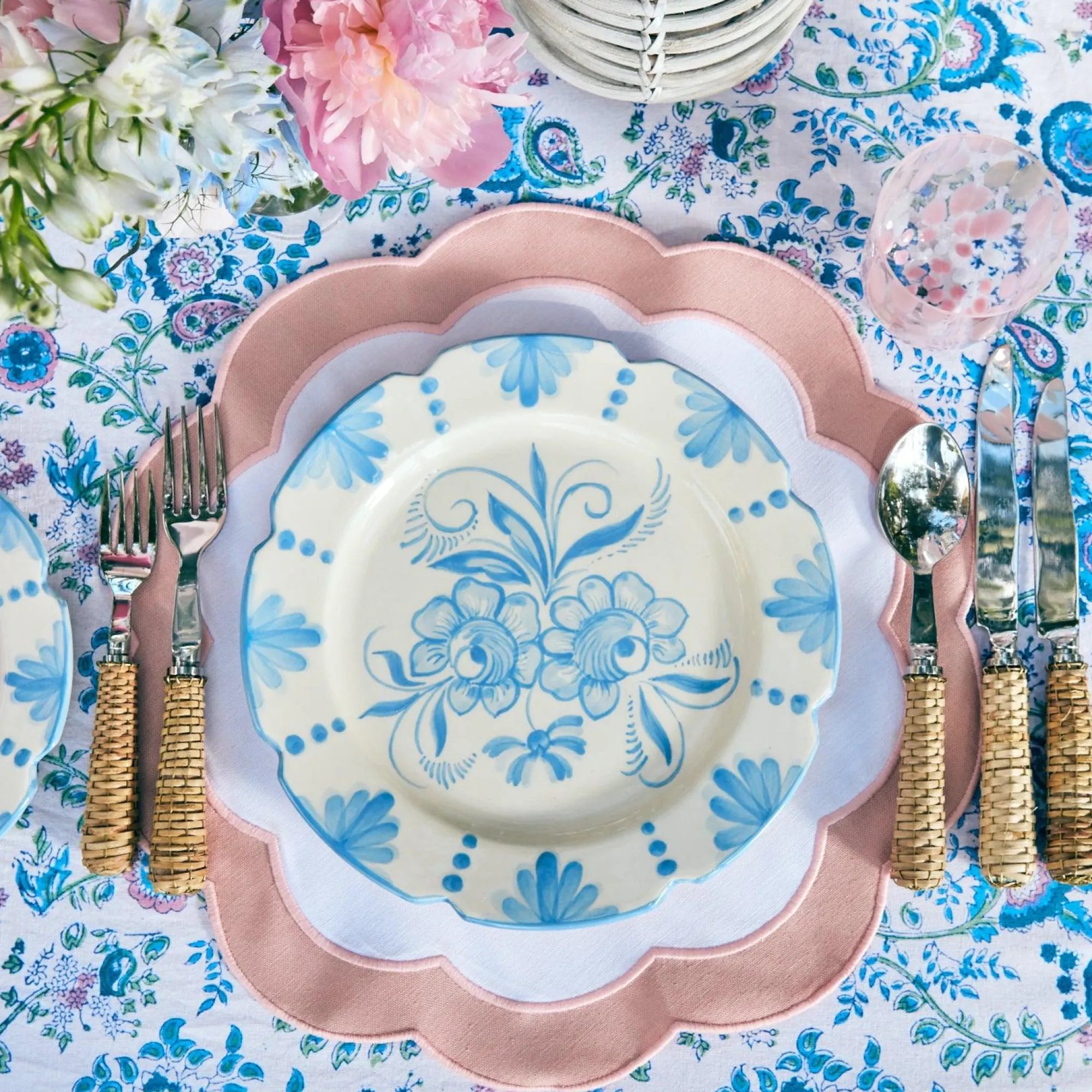 seville_blue_gardenia_din_1-1.webp New Seville Blue Gardenia Dinner Plate Seville Crockery