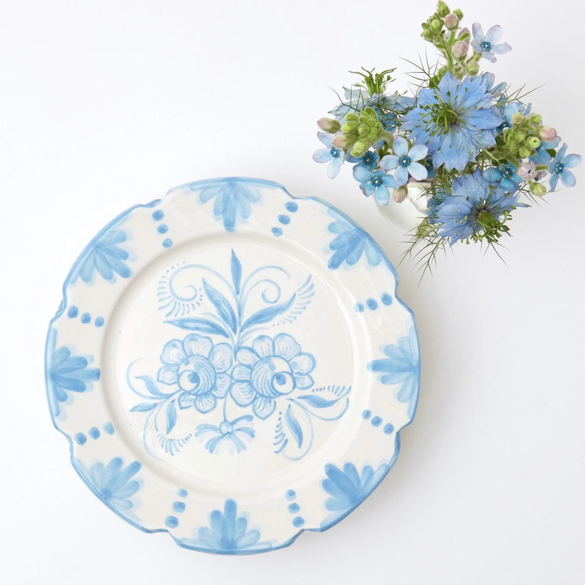 seville_blue_gardenia_sta_0-1.webp New Seville Blue Gardenia Starter Plate Seville Crockery