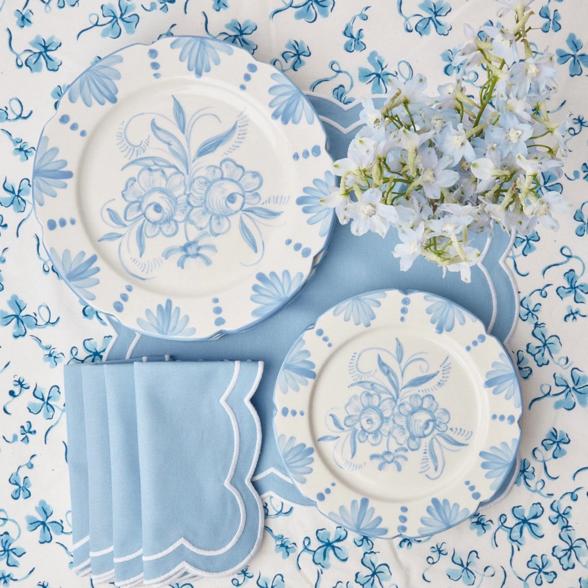 seville_blue_gardenia_sta_14-1.webp New Seville Blue Gardenia Starter Plate Seville Crockery
