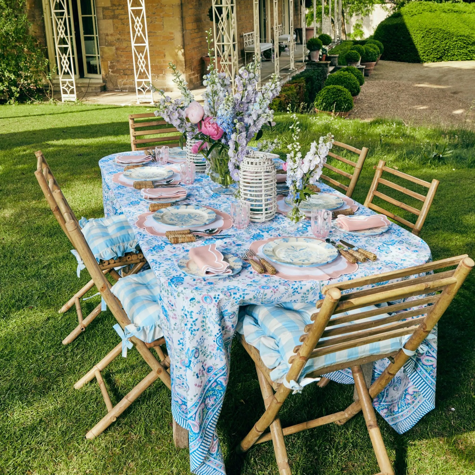 seville_blue_gardenia_sta_2-1.webp New Seville Blue Gardenia Starter Plate Seville Crockery