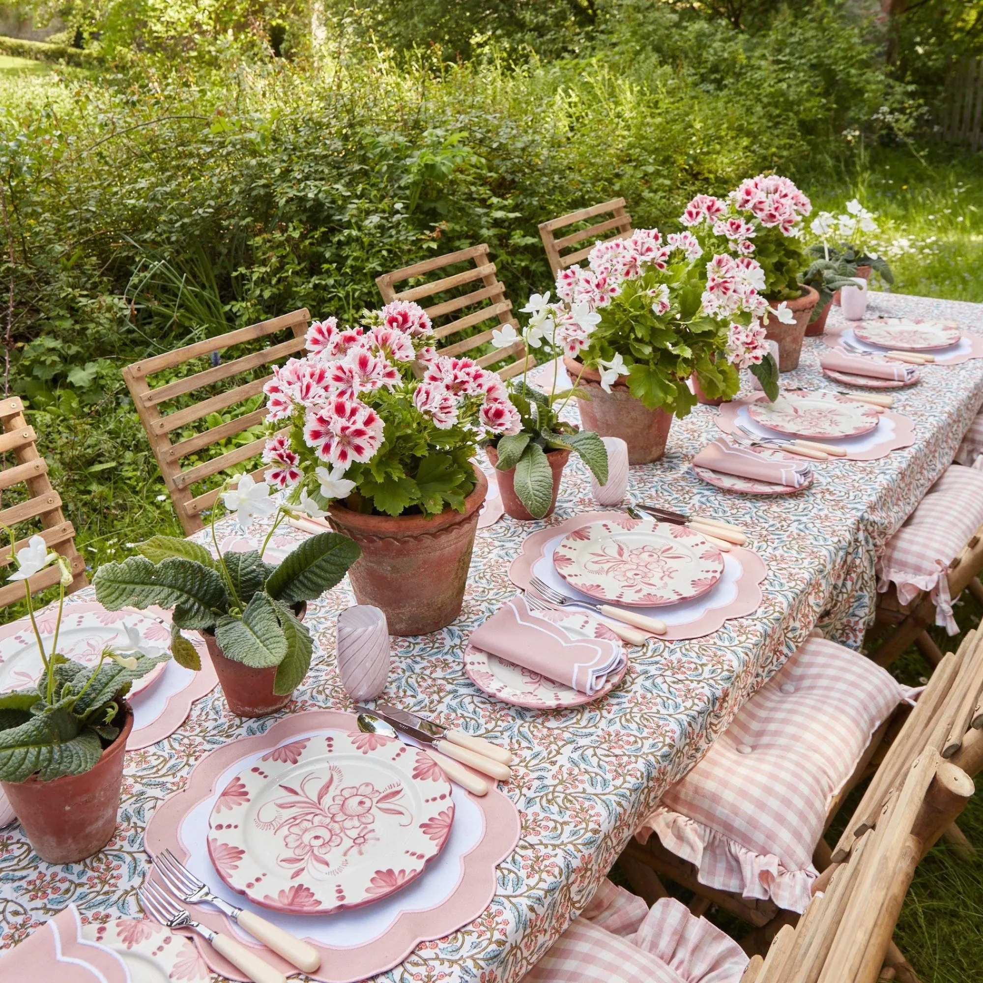 seville_pink_gardenia_sta_15-1.webp Clearance Seville Pink Gardenia Starter Plate (Set Of 4) Crockery Sets