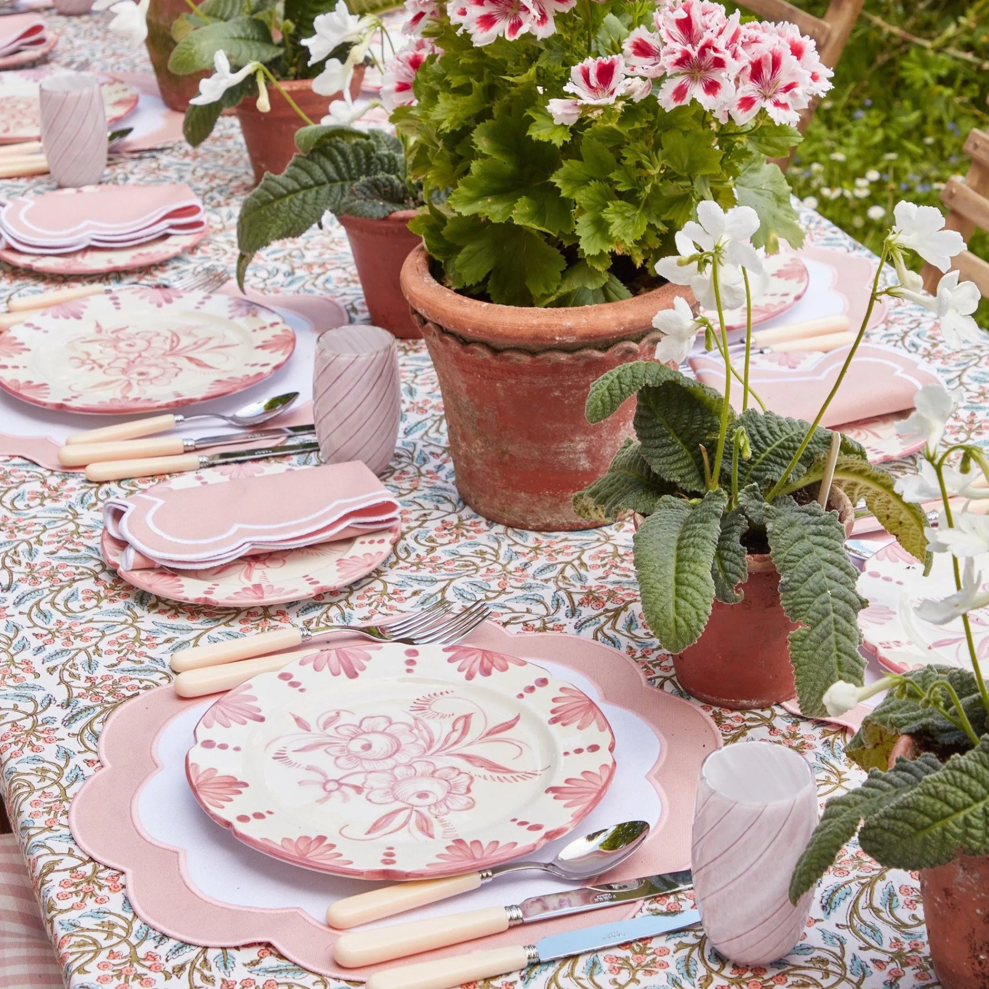 seville_pink_gardenia_sta_9-1.webp Sale Seville Pink Gardenia Starter Plate Seville Crockery