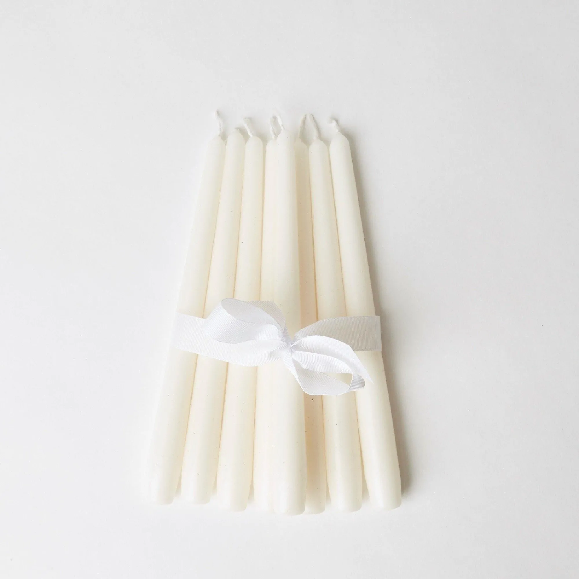 snow_white_candles_set_of_0.webp Outlet Snow White Candles (Set Of 8) Candles