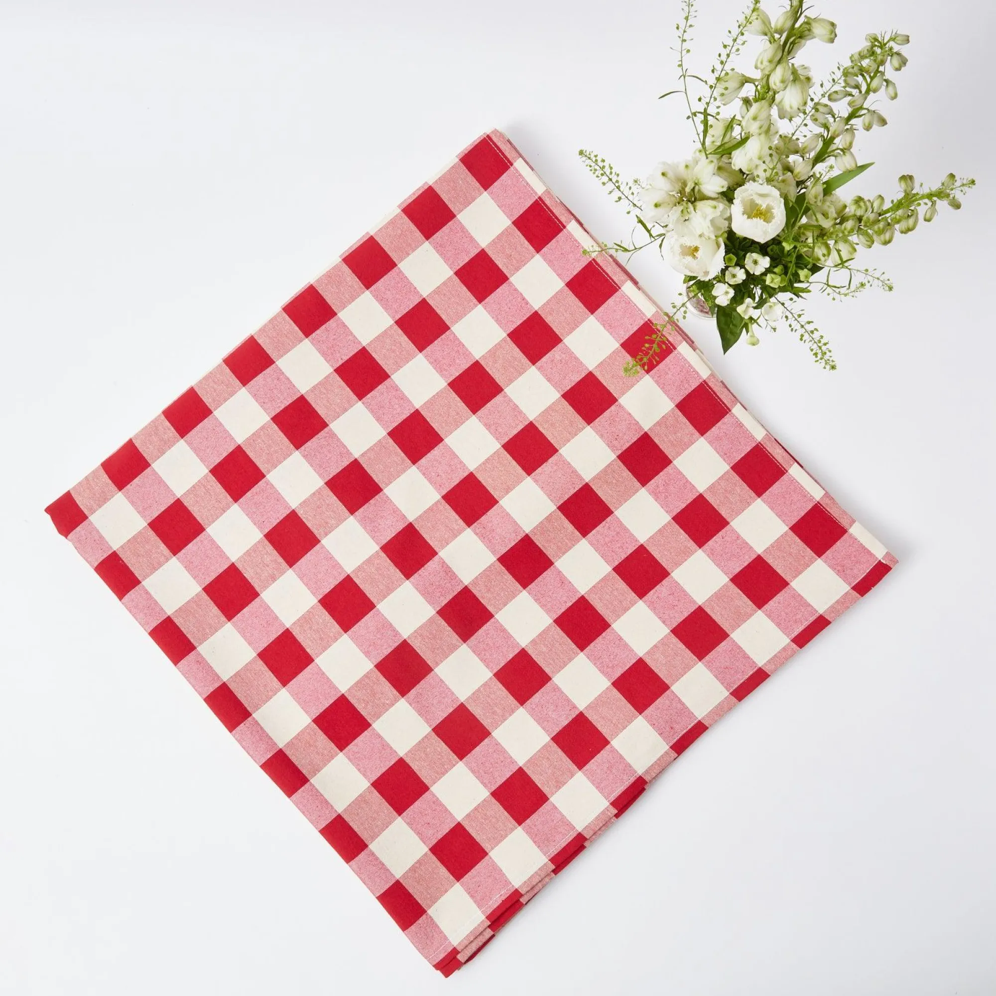 swiss_red_gingham_tablecl_0.webp Fashion Swiss Red Gingham Tablecloth Tablecloths