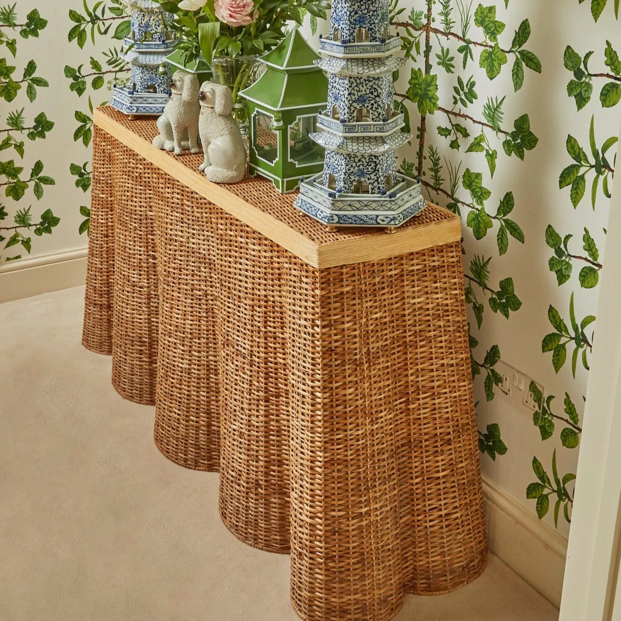 vivienne_rattan_scalloped_8.webp Hot Vivienne Rattan Scalloped Console Table Tables