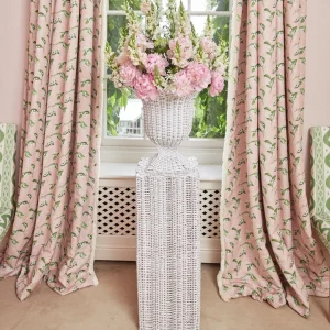 Store White Liliana Scalloped Rattan Pedestal And Urn Urns & Pedestals