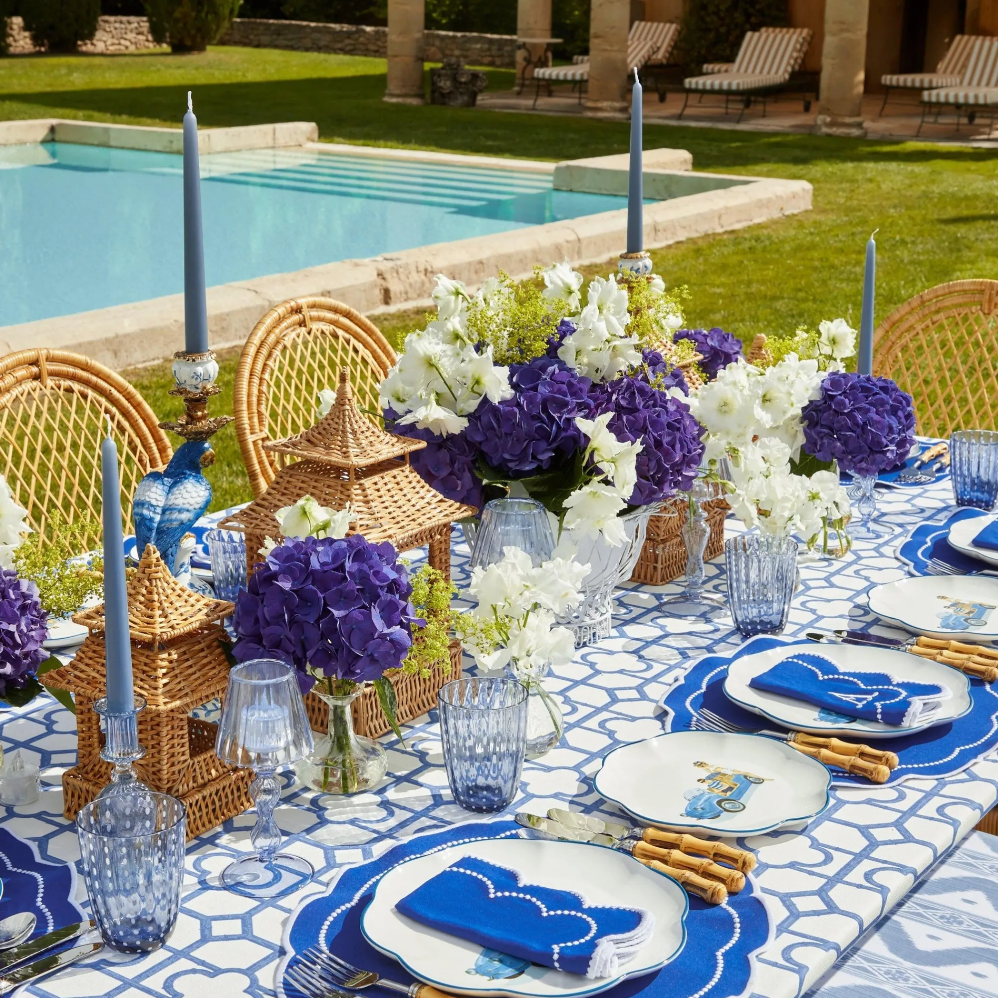 white_metal_planter_2.webp Best Sale White Metal Planter Vases