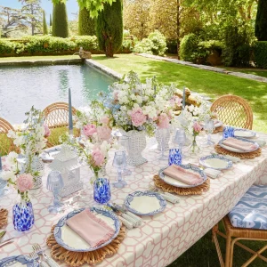 Cheap White Rattan Pagoda & Urn Vase Set Urns & Pedestals