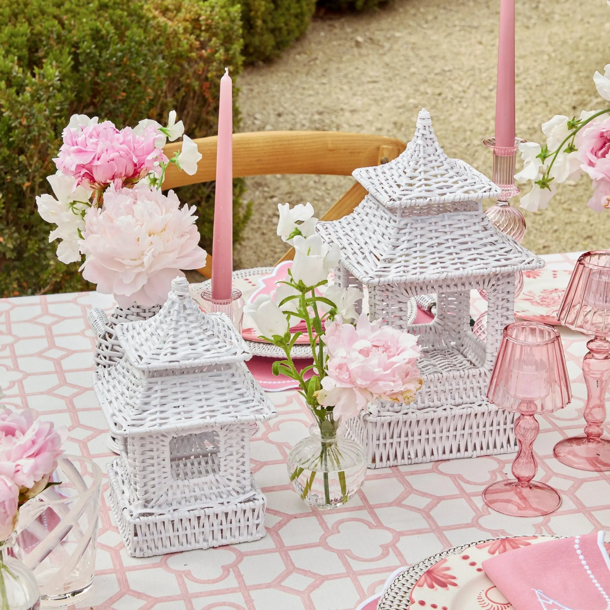 white_rattan_pagoda_lante_5-3.webp Fashion White Rattan Pagoda Lantern Pagodas & Lanterns