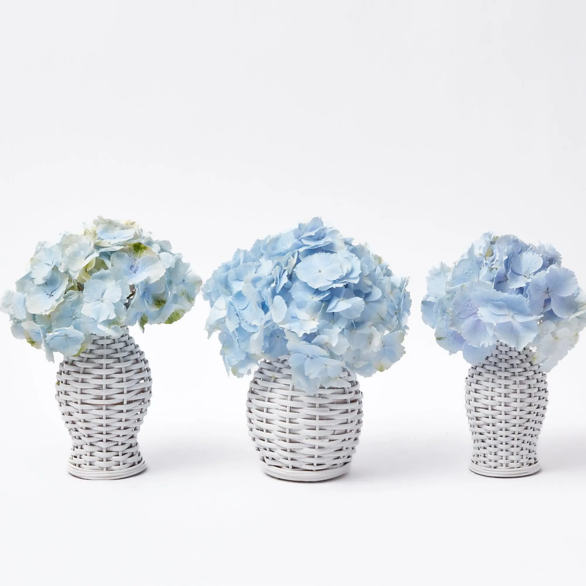 white_rattan_vase_set_of__8.webp Discount White Rattan Vase (Set Of 3) Rattan Tableware