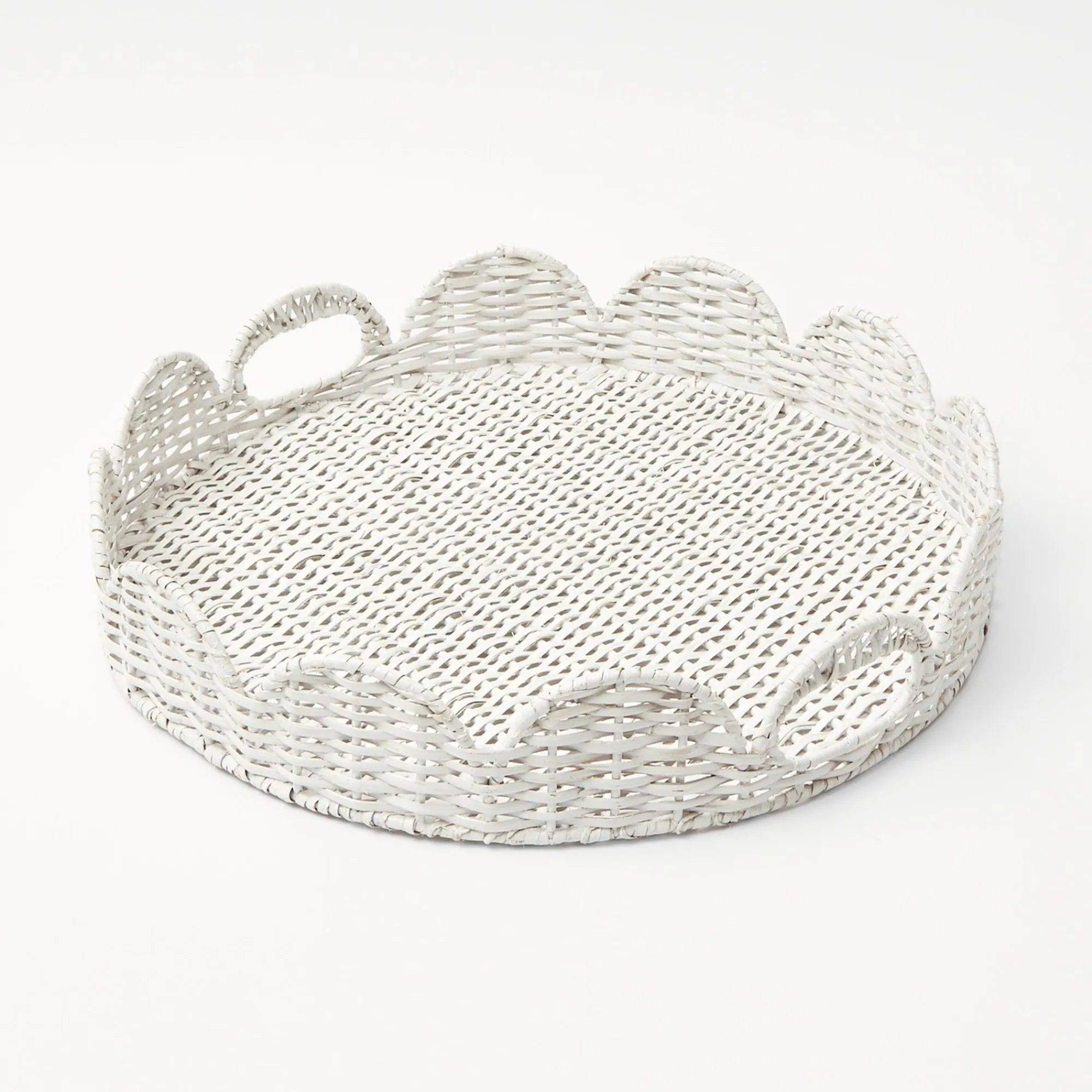 white_round_scalloped_rat_0.webp Best White Round Scalloped Rattan Tray Trays & Liners