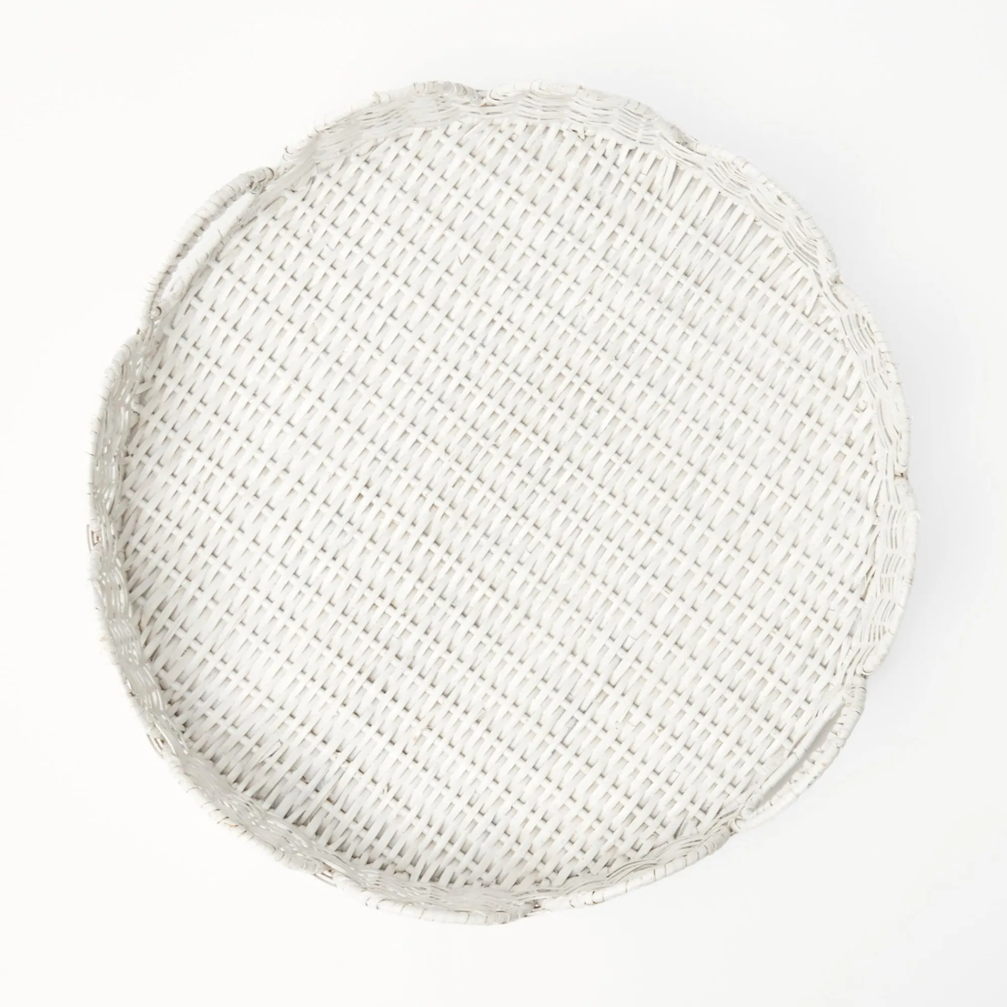 white_round_scalloped_rat_2.webp Best White Round Scalloped Rattan Tray Trays & Liners