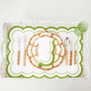 Best Sale White Scalloped Rattan Breakfast Tray Rattan Tableware