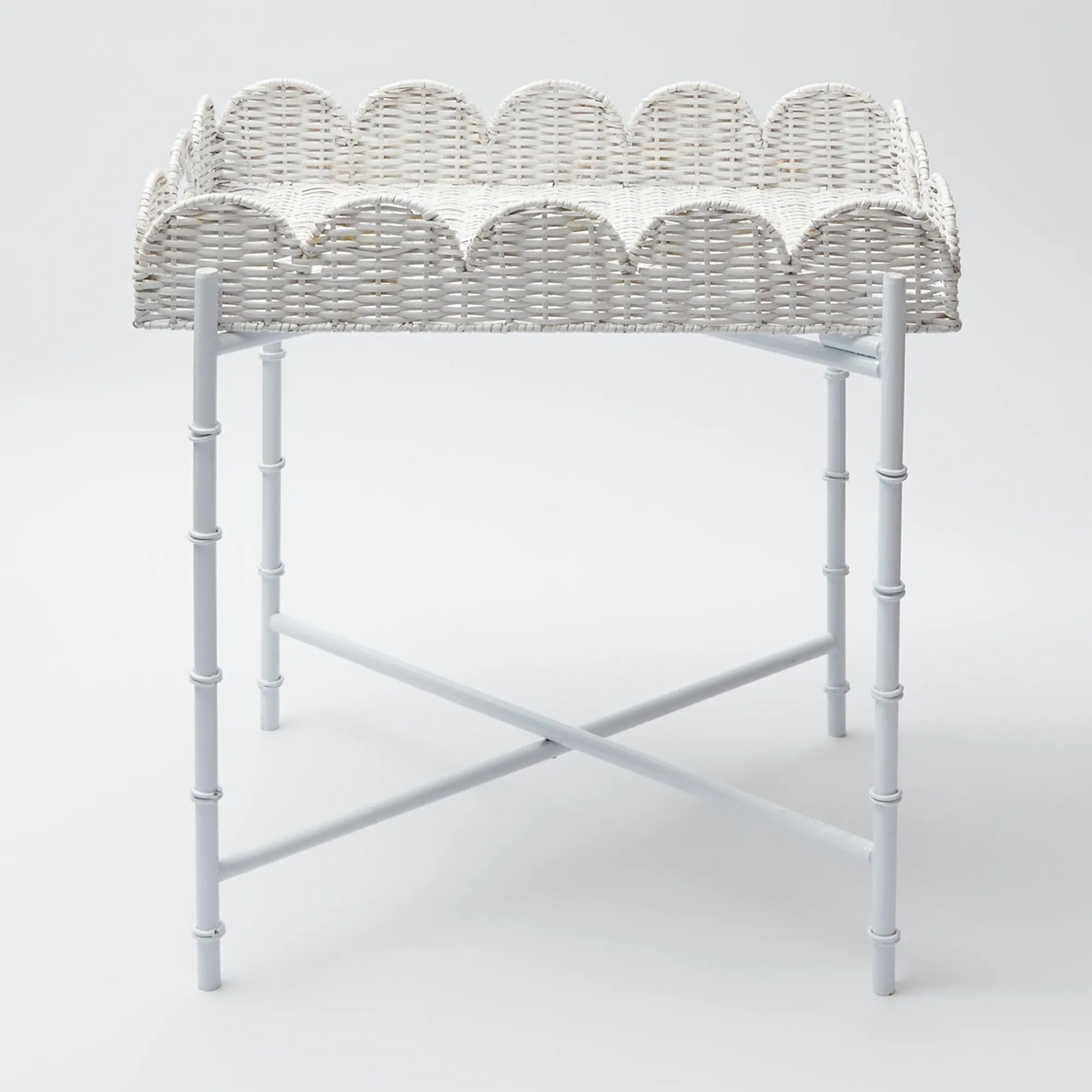 white_scalloped_rattan_tr_0.webp Hot White Scalloped Rattan Tray With Stand Rattan Furniture