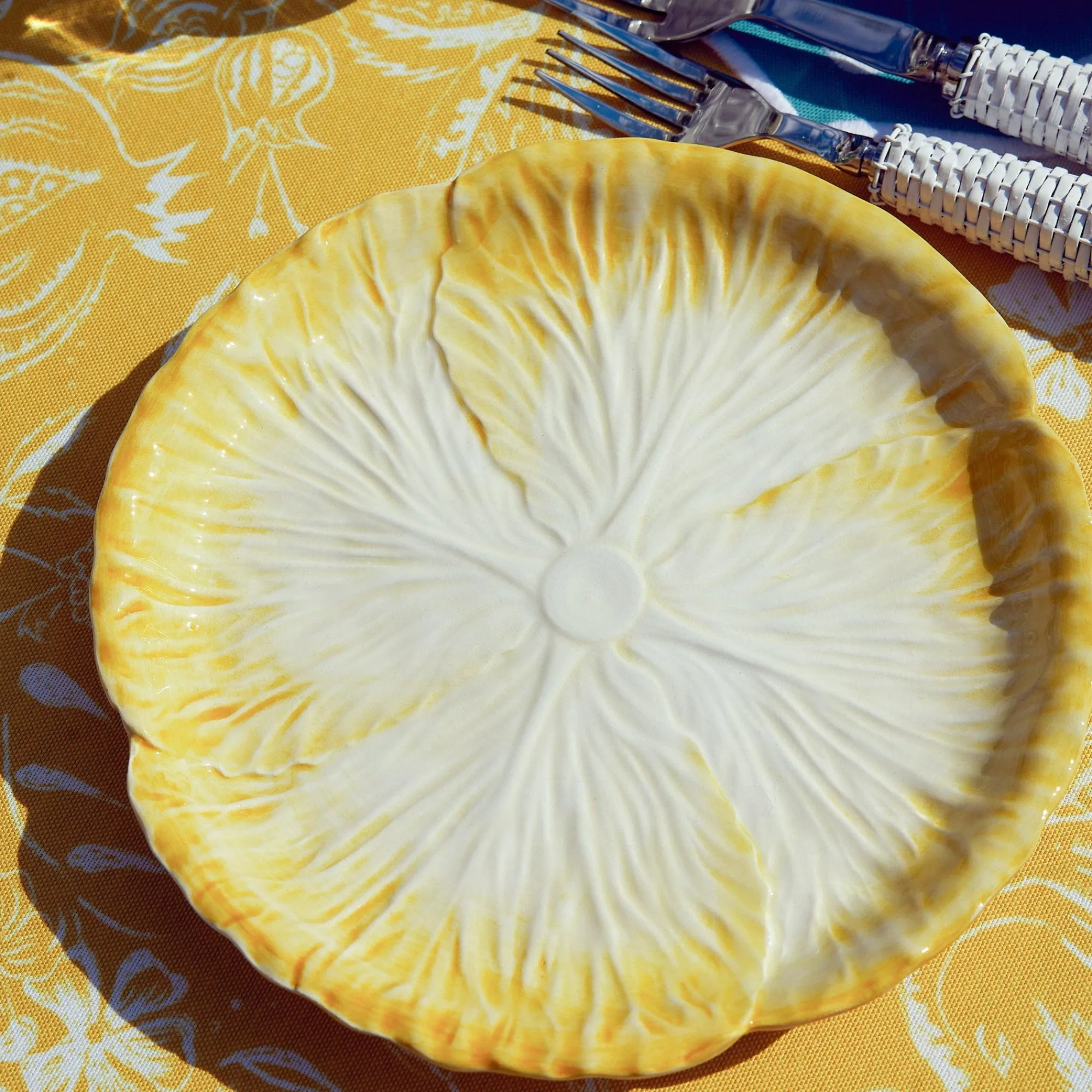 yellow_capri_lettuce_dinn_5-1.webp Store Yellow Capri Lettuce Dinner & Starter Plates (Set Of 8) Crockery Sets